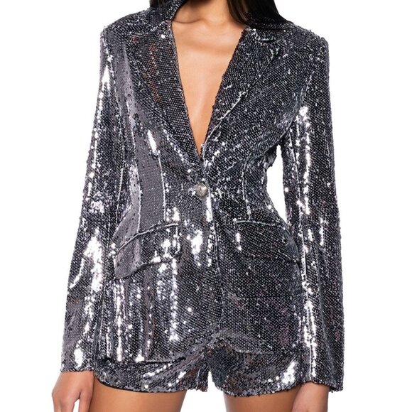 Callie Lives Pants - Callie Holiday Sequin Fitted Suit Blazer & Shorts In Hematite Small